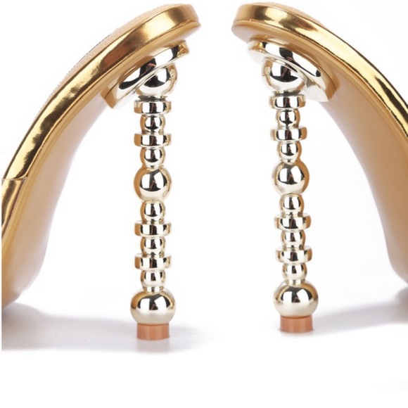 Cinderella - Transparent Slide  Gold Accent Heel - Picture 3 of 5